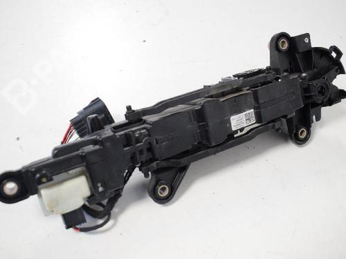 Used Front right exterior door handle LAND ROVER RANGE ROVER VELAR (L560) 2.0 P300 Si4 4x4 (300 hp) 7812099