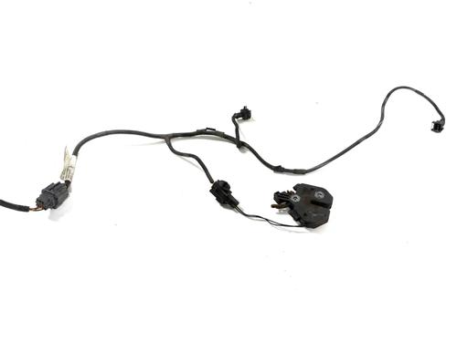 Used Hood lock VOLVO V70 II (285) D5 (163 hp) 11830623