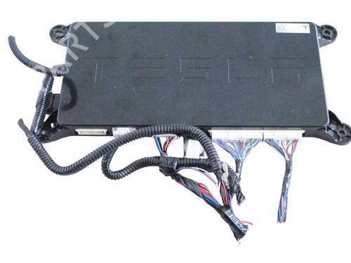 Electronic module TESLA MODEL X (5YJX) P100D AWD | BP18027558M83 