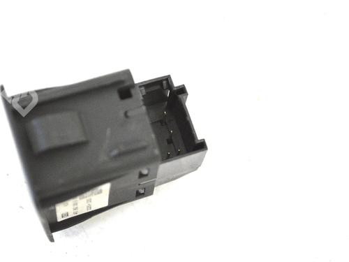Switch AUDI A3 Sportback (8PA) 2.0 TDI 16V | BP7750285I30 
