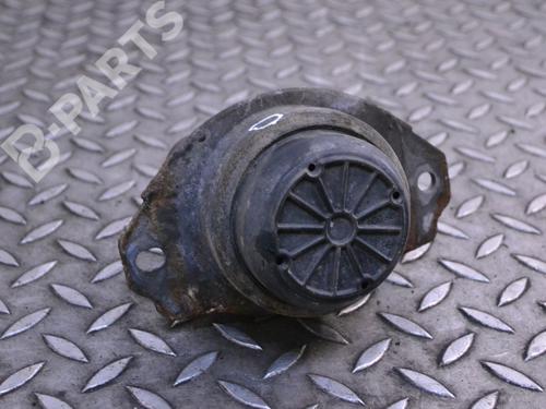 Engine mount LAND ROVER RANGE ROVER SPORT I (L320) 2.7 D 4x4 | BP7502597M89 