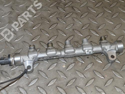Used Injection rail VW PASSAT B6 (3C2) 2.0 TDI (136 hp) 8937863