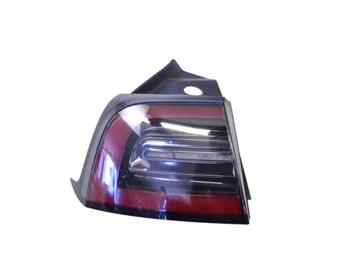 Used Left taillight TESLA MODEL 3 (5YJ3) EV AWD (441 hp) 27822911