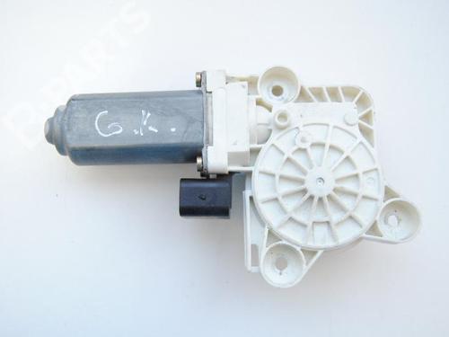 Portierruitmotor linksachter MERCEDES-BENZ E-CLASS (W211) E 270 CDI (211.016) (177 hp) 7494214