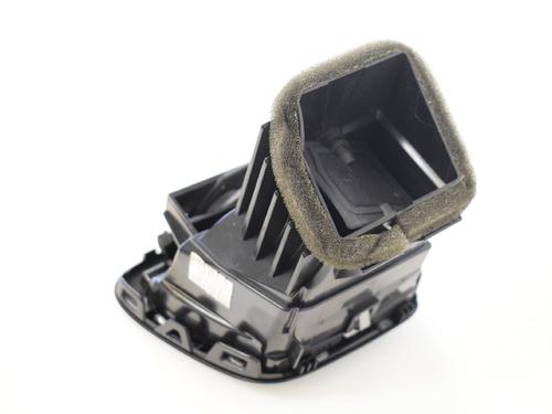 Air vent VW SCIROCCO III (137, 138) 2.0 TFSI | BP14769319I21 