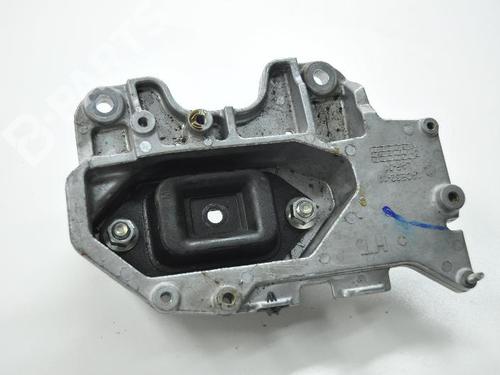 Subframe voor NISSAN JUKE (F15) 1.2 DIG-T (115 hp) 8828862