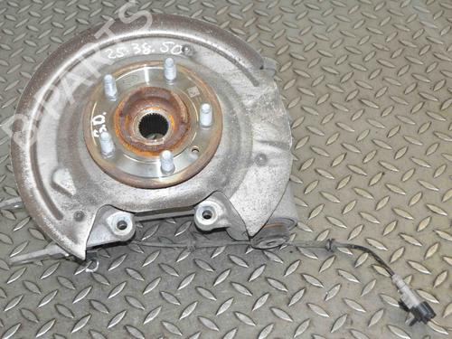 Used Right rear steering knuckle LAND ROVER DISCOVERY V (L462) 2.0 Sd4 4x4 (241 hp) 14769656