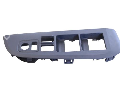 BP18886077O1 main image