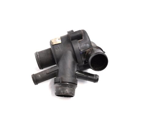 Used Thermostat housing LAND ROVER DISCOVERY IV (L319) 3.0 SDV6 4x4 (256 hp) 14774008
