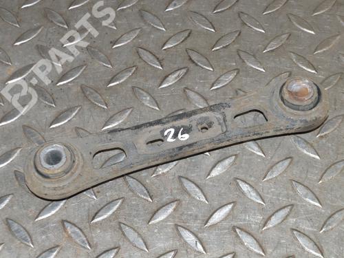 Venstre bagtil bærearm VOLVO XC60 I SUV (156) D3 / D4 (163 hp) 8411200