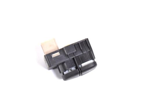 Switch JAGUAR XJ (X350, X358) D 2.7 | BP8864799I30 