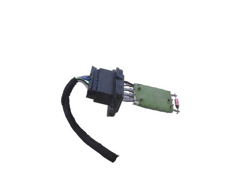 Used Heater resistor FIAT 500 (312_) 1.4 Turbo (312AXD1A) (137 hp) 27824435