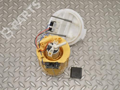 Fuel pump MERCEDES-BENZ CLS (C218) CLS 350 CDI / d (218.323) (265 hp) 10675086