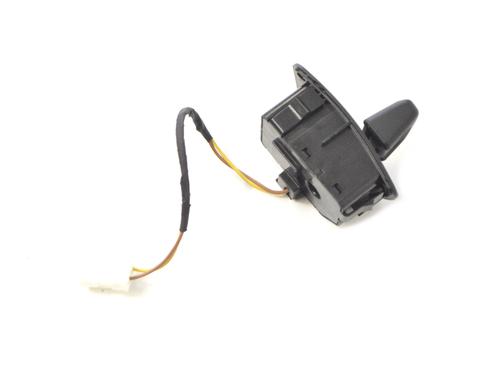 Switch BMW X5 (F15, F85) xDrive 50 i | BP8863542I30 