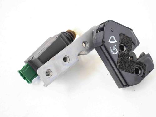 Tailgate lock LAND ROVER DISCOVERY IV (L319) 3.0 TD 4x4 | BP8858751C101 