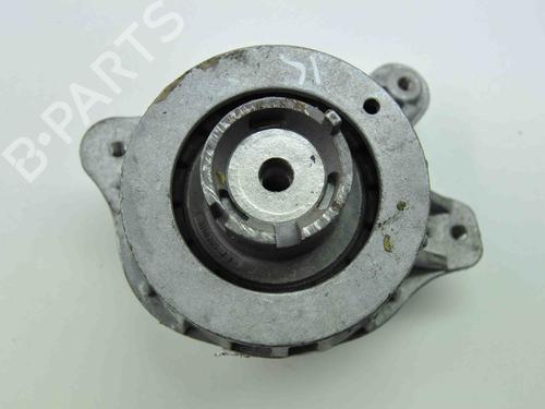 Engine mount MERCEDES-BENZ C-CLASS (W205) C 220 BlueTEC / d (205.003) | BP19942266M89