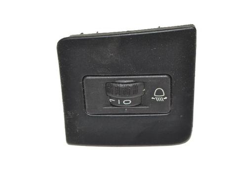 Switch PEUGEOT 407 SW (6E_, 6D_) 2.0 | BP8831057I30