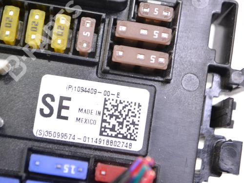 Fuse box TESLA MODEL S (5YJS) 75D AWD | BP7813365E1 