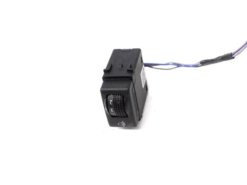 Used Switch NISSAN JUKE (F15) 1.5 dCi (110 hp) 10534319