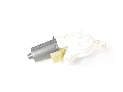 Left front window motor CHRYSLER GRAND VOYAGER V (RT) 2.8 CRD | BP7857829E21 