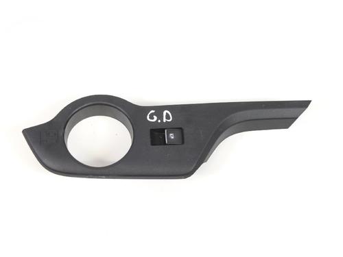 Used Right rear window switch TOYOTA C-HR (_X1_) 1.8 Hybrid (ZYX10_, ZYX11_, ZYX10R, ZYX11R) (122 hp) 21386828
