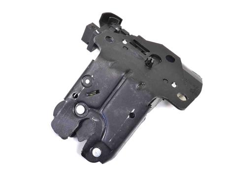 Used Tailgate lock AUDI A3 (8P1) 2.0 TFSI (200 hp) 8864738