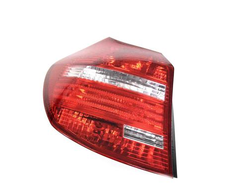 Venstre baglygte LAND ROVER RANGE ROVER IV (L405) 4.4 SDV8 4x4 (340 hp) 7749359