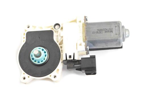 Rudehejsemotor bagstkærm højre LAND ROVER DISCOVERY SPORT (L550) 2.0 D (150 hp) 8001048