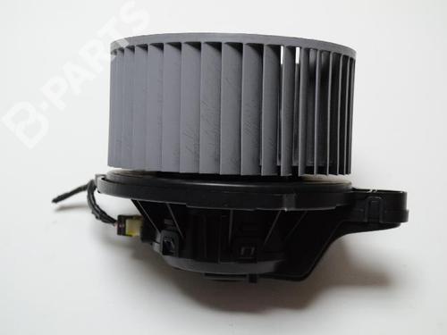 Heater blower motor HYUNDAI i30 Estate (GD) 1.6 CRDi | BP8867905M62 