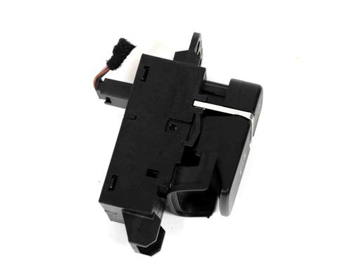 Switch BMW X1 (F48) sDrive 18 d | BP7486806I30 