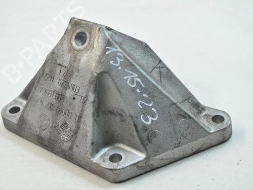 Used Support BMW 5 (F10) 550 i (408 hp) 14768377