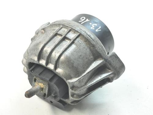 Used Engine mount BMW 3 Touring (E91) 320 i (163 hp) 8858516