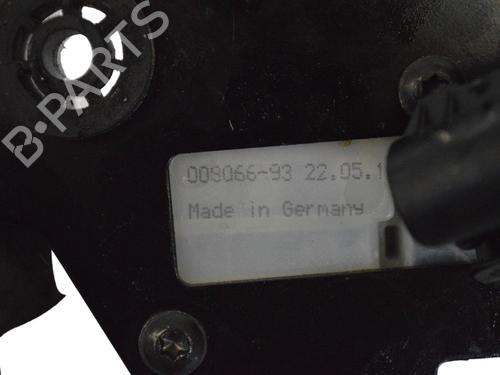 Hood lock JAGUAR I-PACE (X590) EV400 AWD | BP27827982C133 