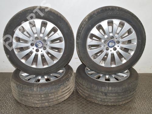 Used Rim MERCEDES-BENZ C-CLASS (W204) C 220 CDI (204.002) (170 hp) 8411042
