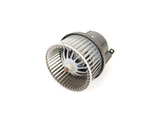 Used Heater blower motor LAND ROVER DISCOVERY SPORT (L550) 2.0 D 4x4 (180 hp) 8859196