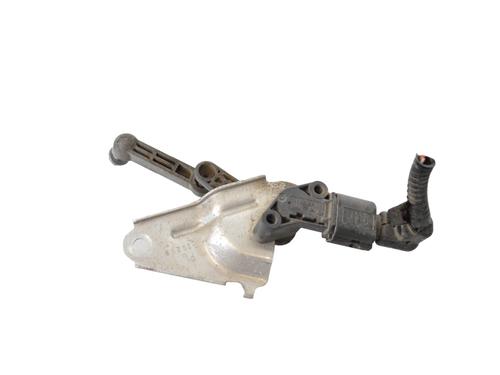Elektronisk sensor TESLA MODEL 3 (5YJ3) EV AWD | BP27828898M84 