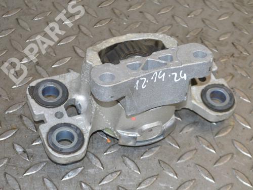 Used Engine mount LAND ROVER DISCOVERY SPORT (L550) 2.0 4x4 (241 hp) 7700384