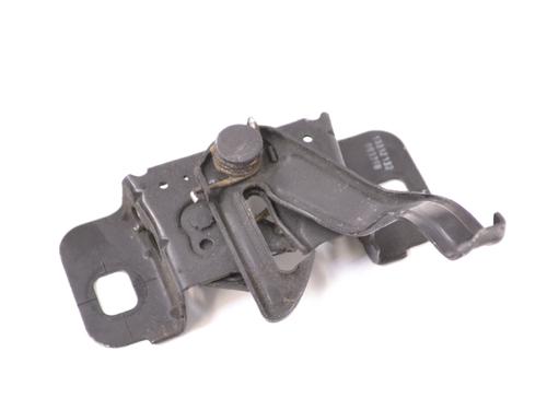 Used Hood lock LAND ROVER RANGE ROVER IV (L405) 4.4 SDV8 4x4 (340 hp) 11830463