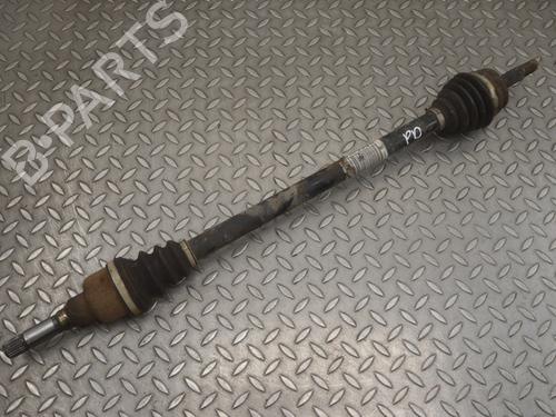 Used Right front driveshaft PEUGEOT 208 I (CA_, CC_) 1.2 VTI 82 (82 hp) 17081194