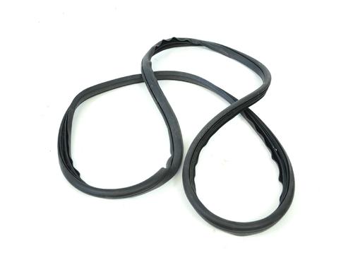 Used Rubber door seal LAND ROVER DISCOVERY SPORT (L550) 2.0 D 4x4 (180 hp) 14768967