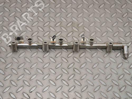 Used Injection rail INFINITI Q50 3.0 t (305 hp) 27823723