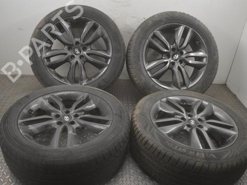 Used Rim HYUNDAI SANTA FÉ III (DM, DMA) 2.2 CRDi 4WD (197 hp) 17377007