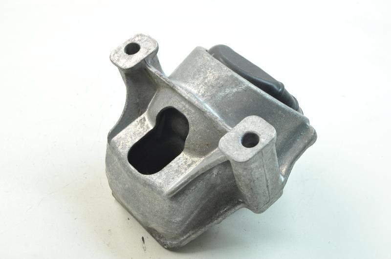 Engine mount AUDI A6 C7 (4G2, 4GC) 2.0 TDI 8857814 BParts