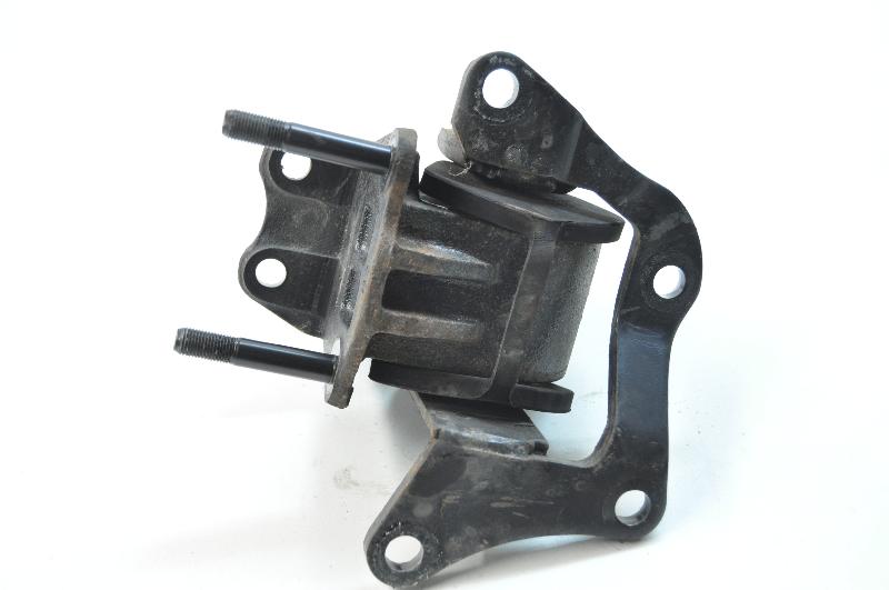 Engine mount HYUNDAI SANTA FÉ II (CM) 2.2 CRDi 4x4 8869058 BParts