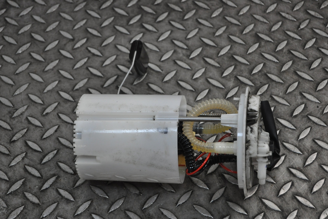 Fuel pump NISSAN JUKE (F15) 1.5 dCi 8863201 BParts