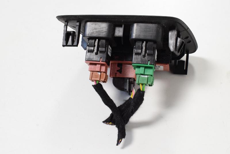 Switch CITROËN DS4 (NX_) 1.2 THP 130 8857652 BParts