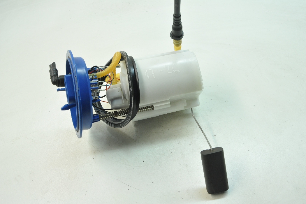 AL VW パサート ガソリン ディーゼル フューエル ポンプ 1K0919050B 728302000 3C0919050B