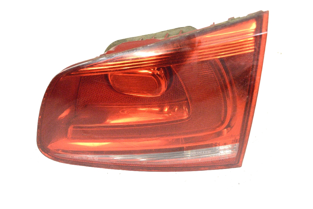 Third brake light VW TOUAREG (7P5, 7P6) 3.0 V6 TDI 7499918 BParts
