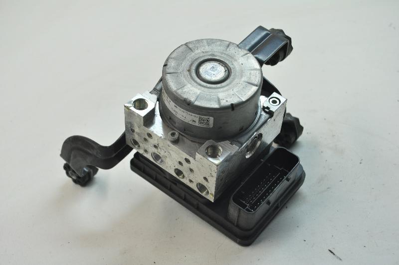 ABS pump BMW 1 (F20) M 140 i 7747060 BParts