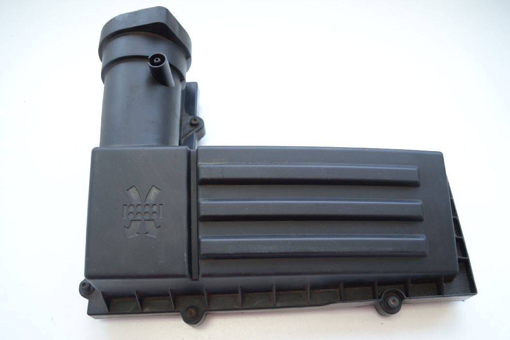 Air filter box VW SCIROCCO III (137, 138) 2.0 TDI 8859081 | B-Parts 